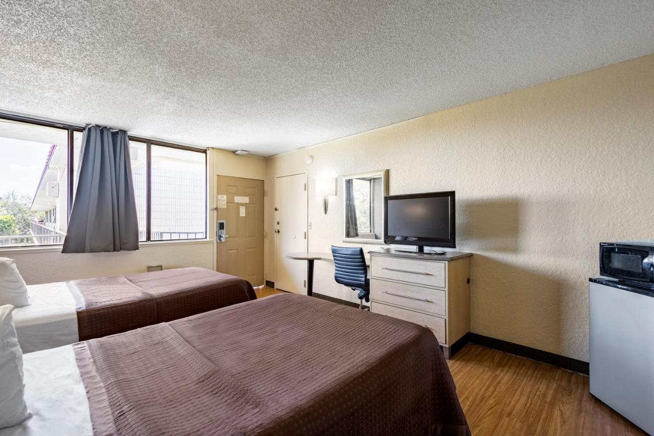 Econo Lodge Palm Harbor - Clearwater Luaran gambar