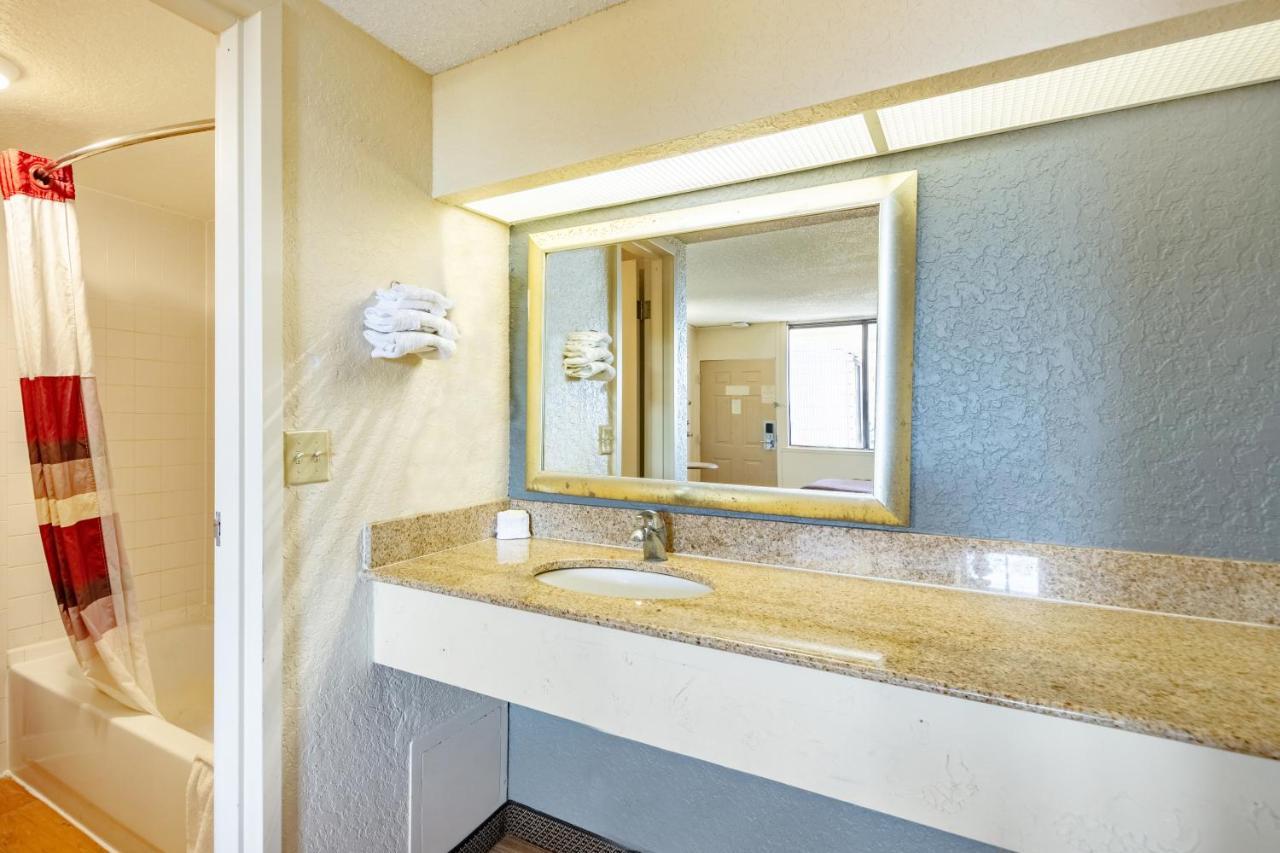Econo Lodge Palm Harbor - Clearwater Luaran gambar