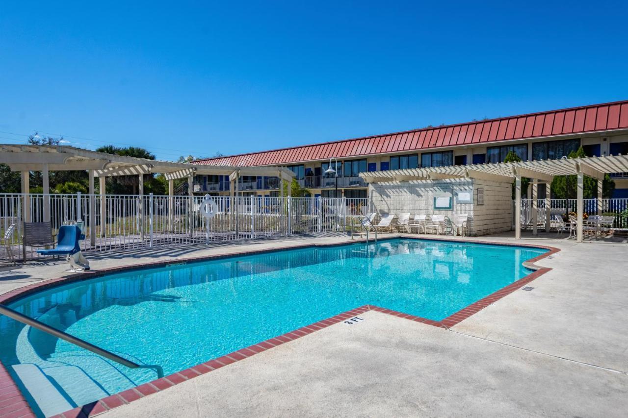 Econo Lodge Palm Harbor - Clearwater Luaran gambar